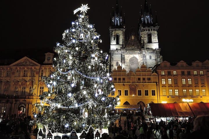 Private Christmas Walking Tour in Prague