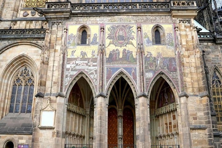 Hradčany Prague Castle Guided Tour, Tickets, Transfers