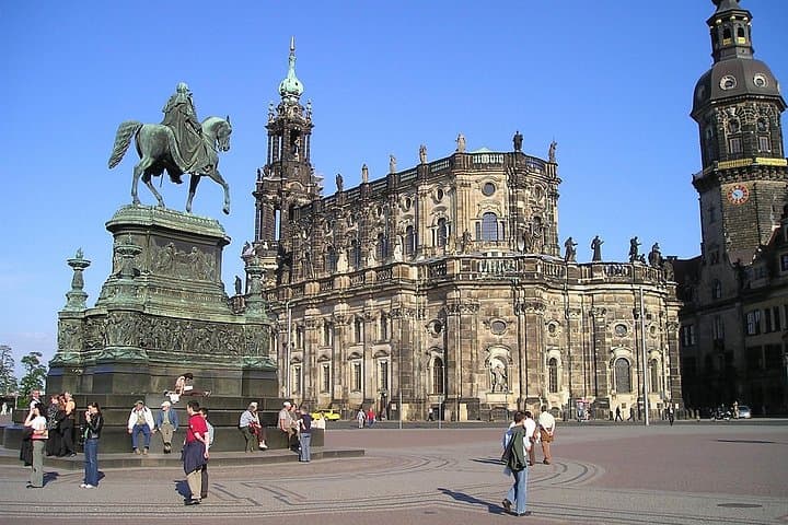 Private Day Tour from Prague to Dresden, English Speaking Driver