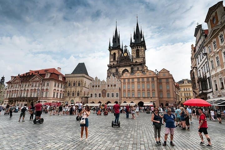 Private tour from Prague to Dresden and Kutna Hora