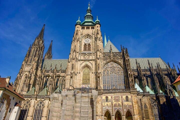 Prague Castle Walking Tour with Audioguide (no ticket)