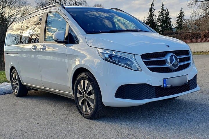 Luxury private car for the scenic countryside drive