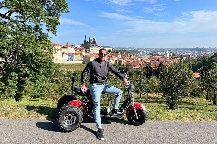 Grand City Tour on E-Trike in Prague