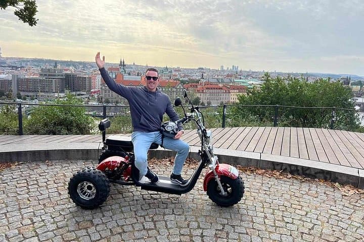 Grand City Tour on E-Trike in Prague