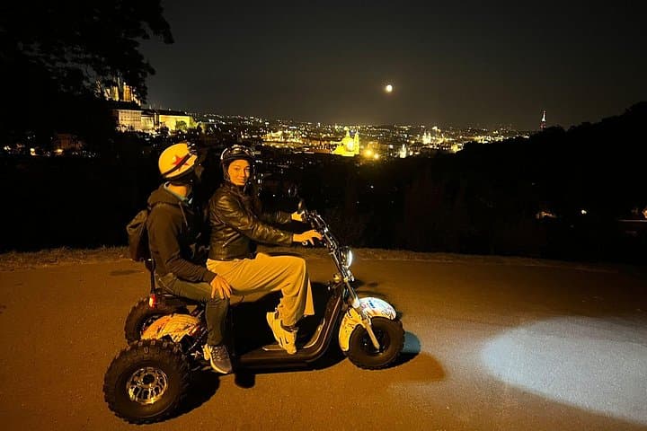Grand City Tour on E-Trike in Prague
