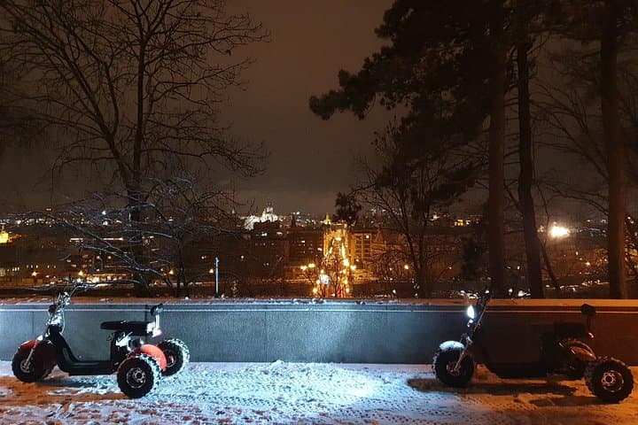 Electric Trike Night Tour in Prague - Live Guided