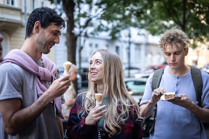 Prague Snack & Stroll: Private Food Tour with Your Local Buddy