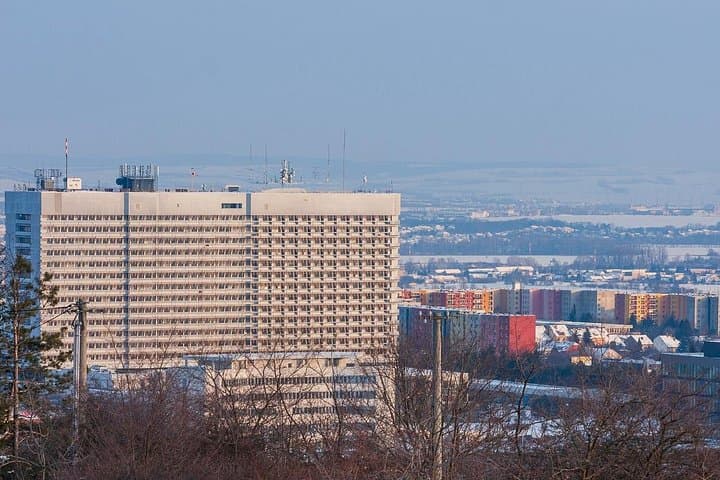 Private Architectural Walking Tour in Brno Functionalism