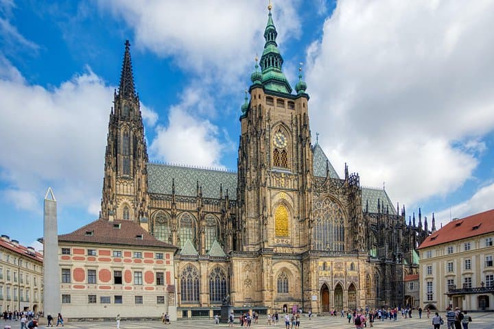 Best of Prague: From Castle to Old Town, Small Group Tour