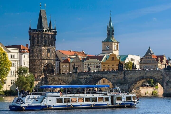 4 hours Private Tour in Prague