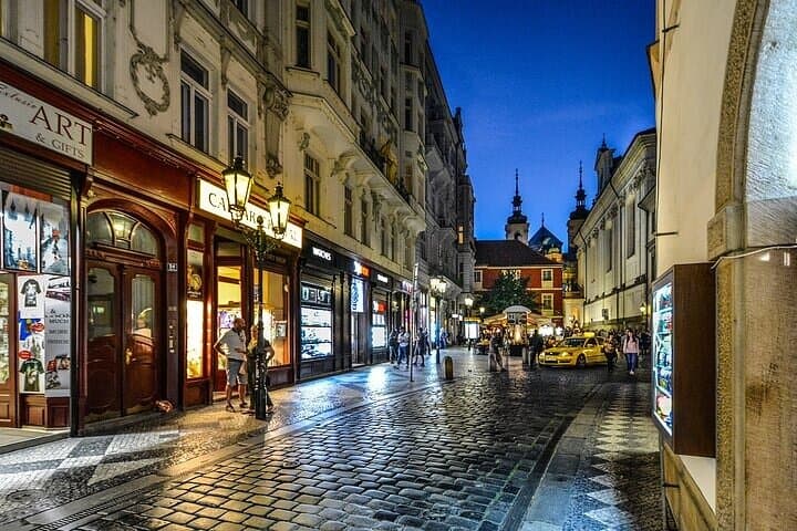 Prague Highlights Walking Tour With A Guide