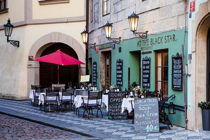 Private Food Tour: The 10 Tastings of Prague With Locals