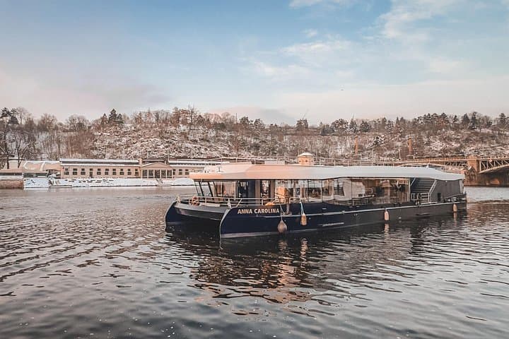 Prague: Evening Eco Cruise With a Glass of Prosecco in Bohemia