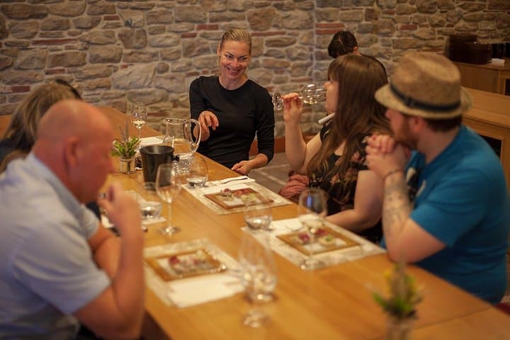 Exclusive guided tasting with expert local winemakers.
