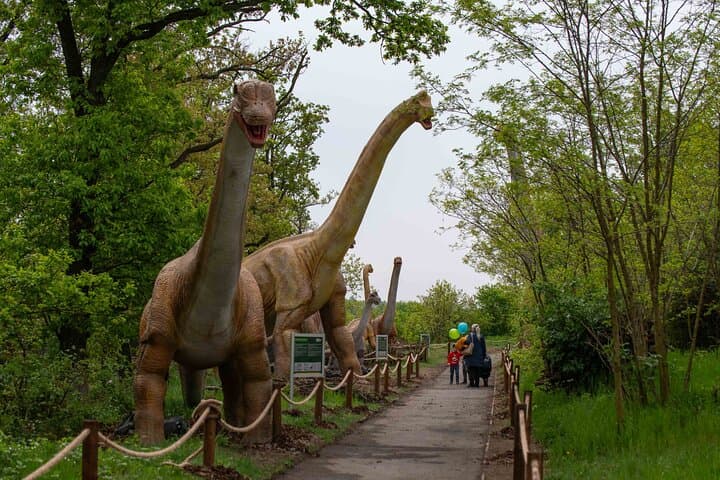 Dinosaurus amusement park - best dino experience in Prague