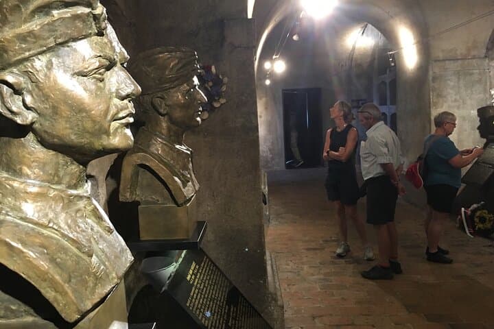 WWII Secrets of Prague: Small Group Tour with Crypt Visit