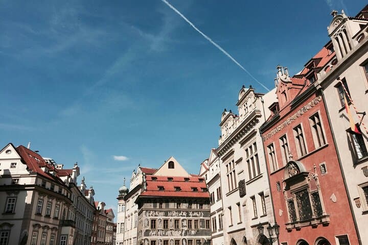 huseyin-cem-ates-S-5c0QjbMwY-unsplash-SANDEMANs Tours Prague Old Town