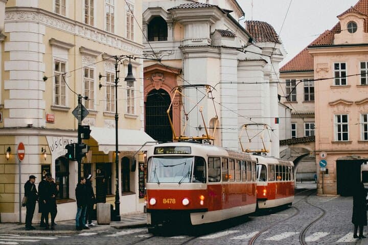 rachel-martin-btd6rjalFUY-unsplash - SANDEMANs Tours Prague Historic Highlights