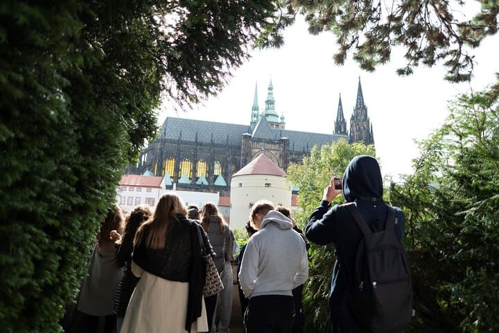 Prague Castle Entry Ticket with Guide and River Cruise