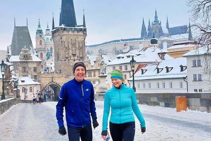 Guided Sightseeing Running Tour in Prague (9-12K)