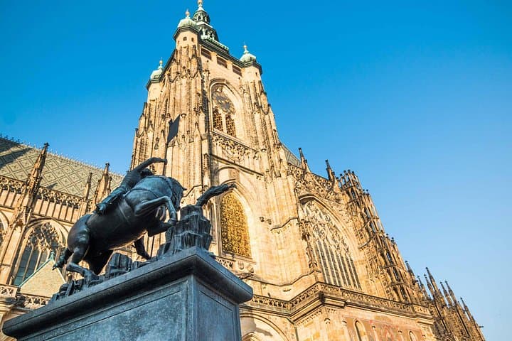 Highlights of Prague with a Funny and Local Guide