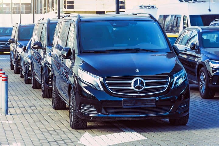 Prague Private Transfer to / from Prague Airport
