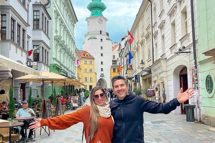 1 Day Tour from Prague to Vienna & Bratislava w/ Private Transfer