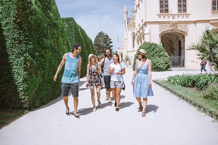 Prague-Vienna One-Way Sightseeing Day Tour
