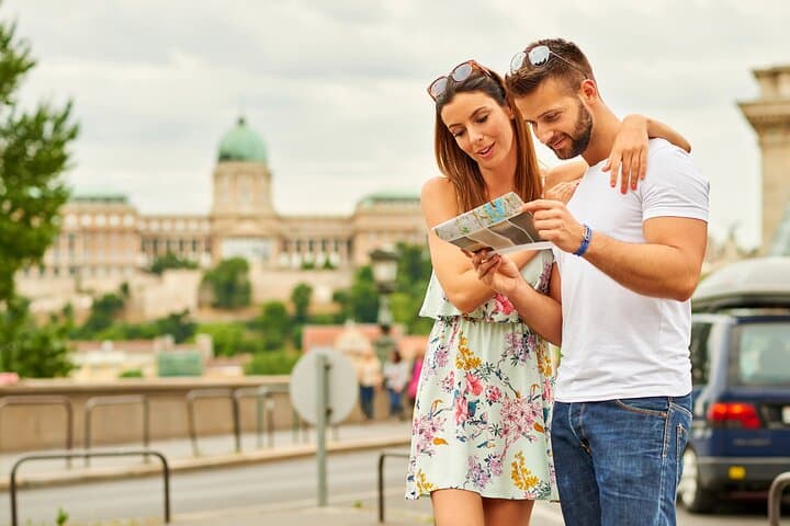 Prague to Budapest Private Transfer: Up to 4-Hour Sightseeing