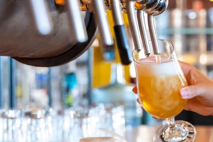 Prague Craft Beer Tour: 8 Czech Beers, Taproom & Best Beer Garden