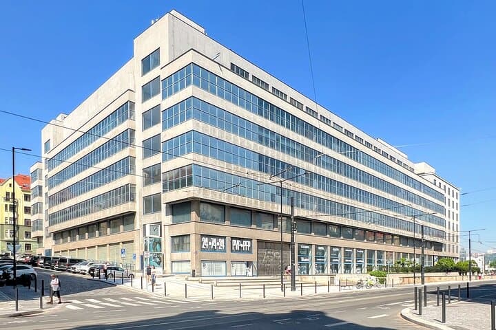 Discover Bauhaus architecture functionalism in Prague