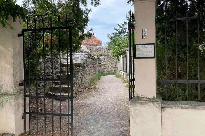 The Center of Znojmo : A Self-Guided Audio Tour