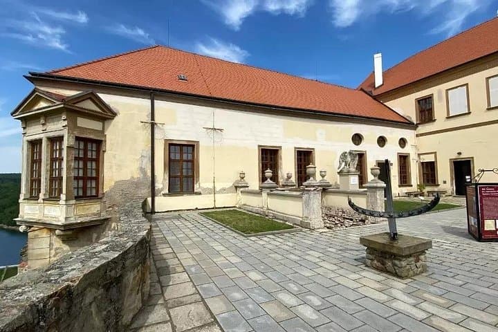 The Center of Znojmo : A Self-Guided Audio Tour