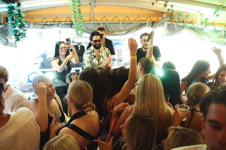 Prague : Boat Party + Epic NightClub After Party