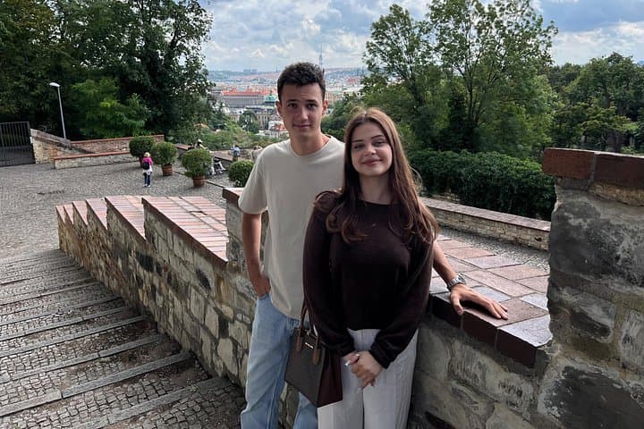 Private Prague Tour with Transfers and Local Tastings