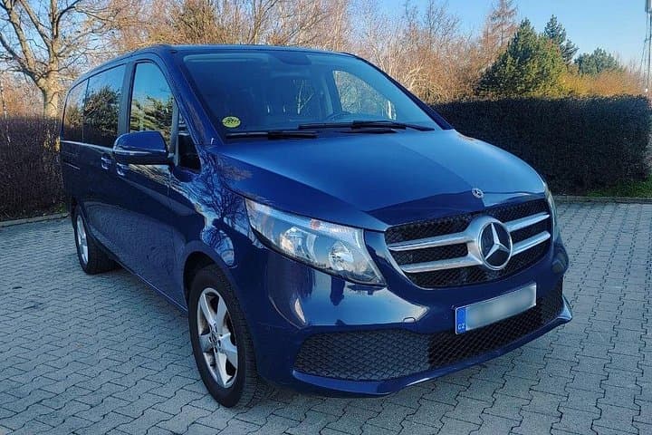 Private Transfer from Prague to Český Krumlov