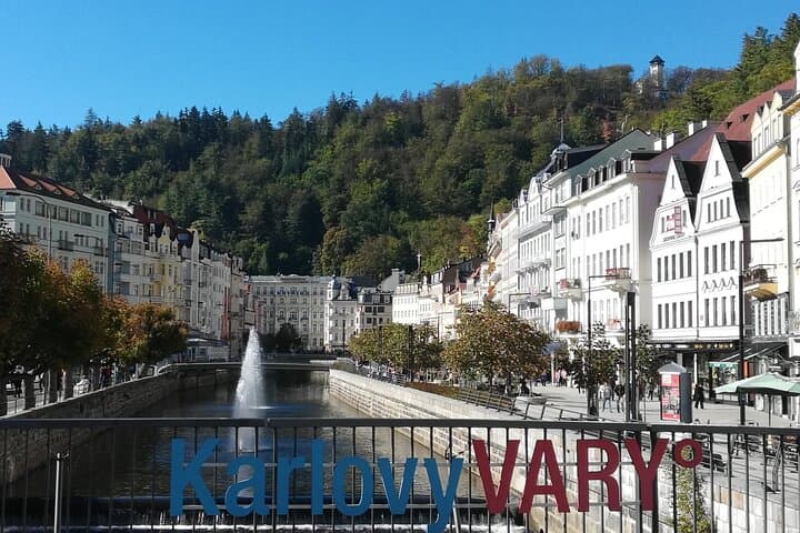 Excursion to Karlovy Vary from Prague in Spanish