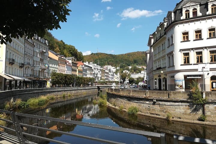 Excursion to Karlovy Vary from Prague in Spanish