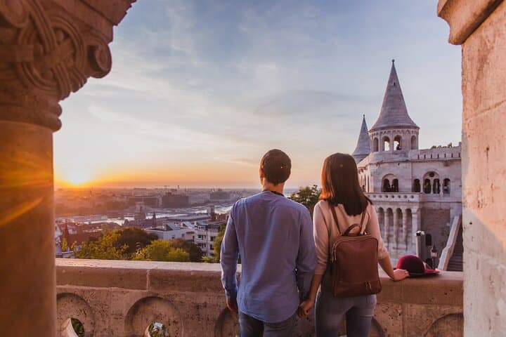 Prague to Budapest Private Transfer: Up to 4-Hour Sightseeing