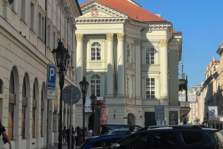 An Introduction to Prague: A Self-Guided Walking Tour