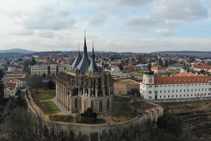 Cathedral and Bone church Tour from Prague to Kutna Hora