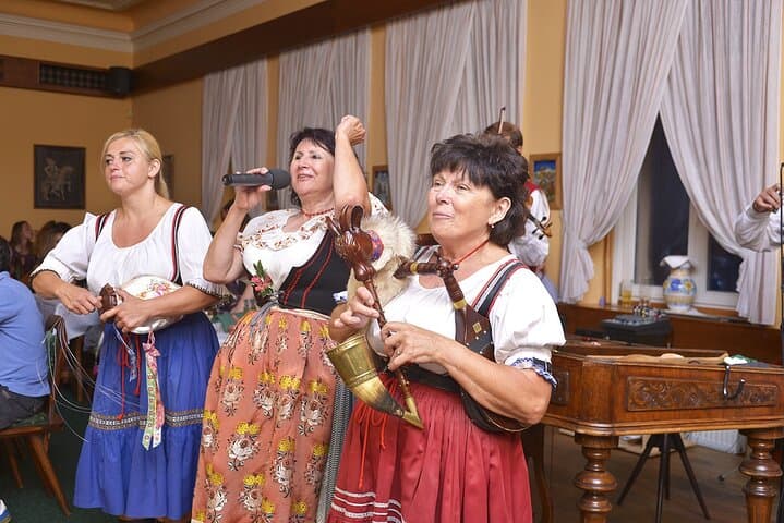 singers, players