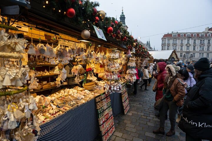 Private Christmas Walking Tour in Prague Old Town
