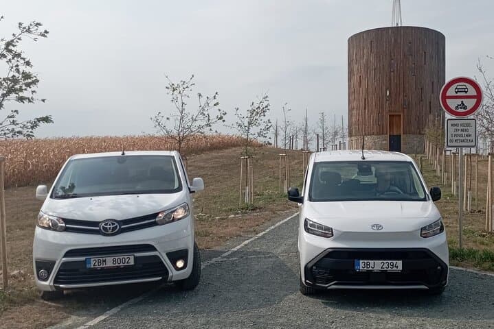 Private transfer from Prague to Budapest