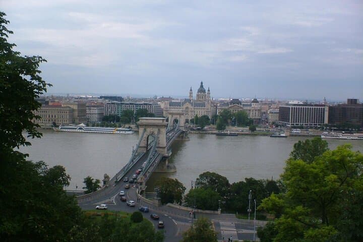 Private transfer from Prague to Budapest