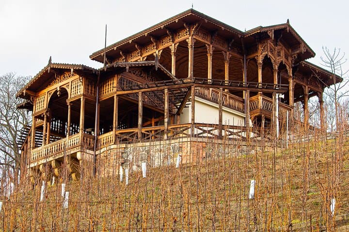 Pavillion in Grebovka