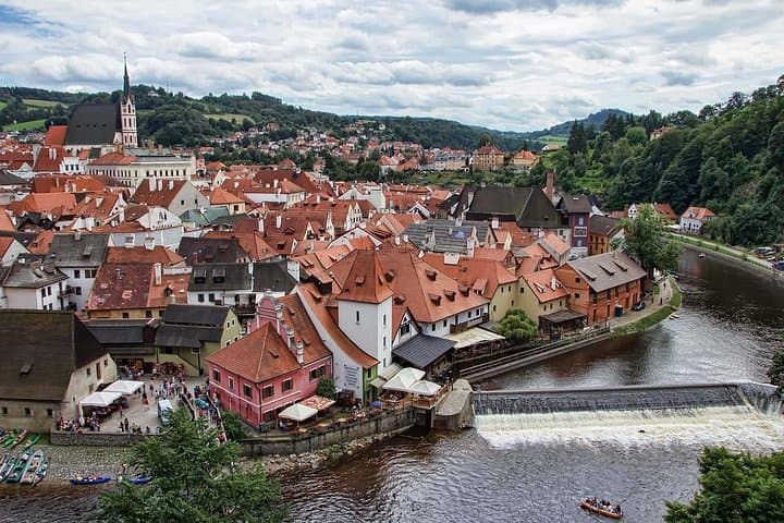 Prague To Cesky Krumlov Private Day Trip With Transfer