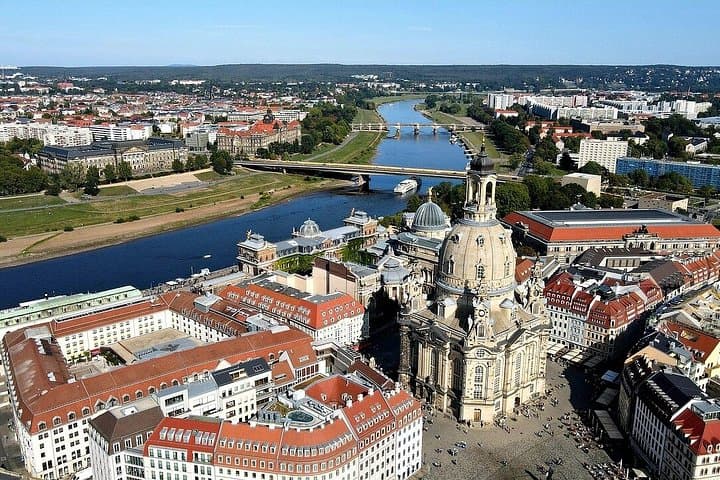 Prague to Berlin Private Transfer with 2 hours of Sightseeing