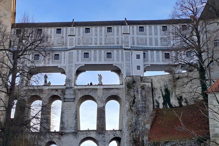 Excursion to Český Krumlov from Prague in Spanish