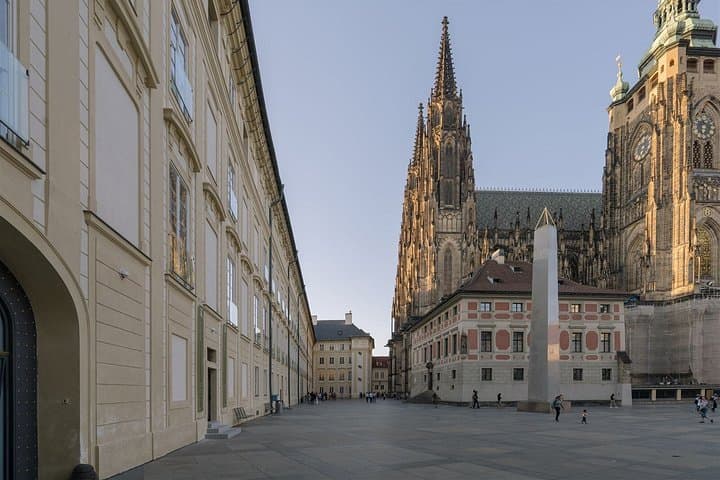 Prague Castle District Tour